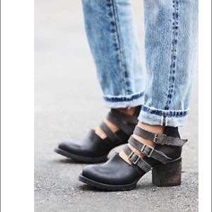 Free Bird Blue moon ankle boot size 10